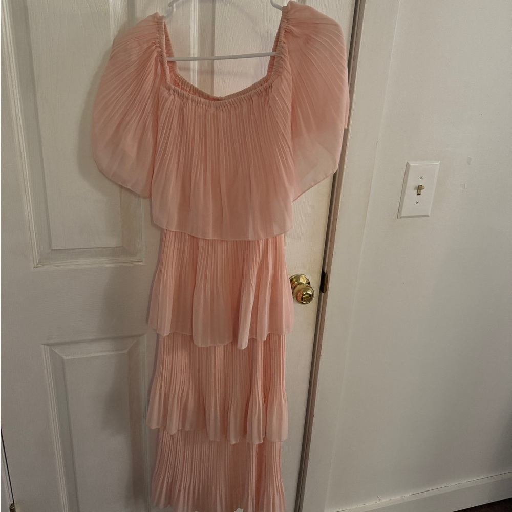 Elegant Pink Pleated Women's Dress